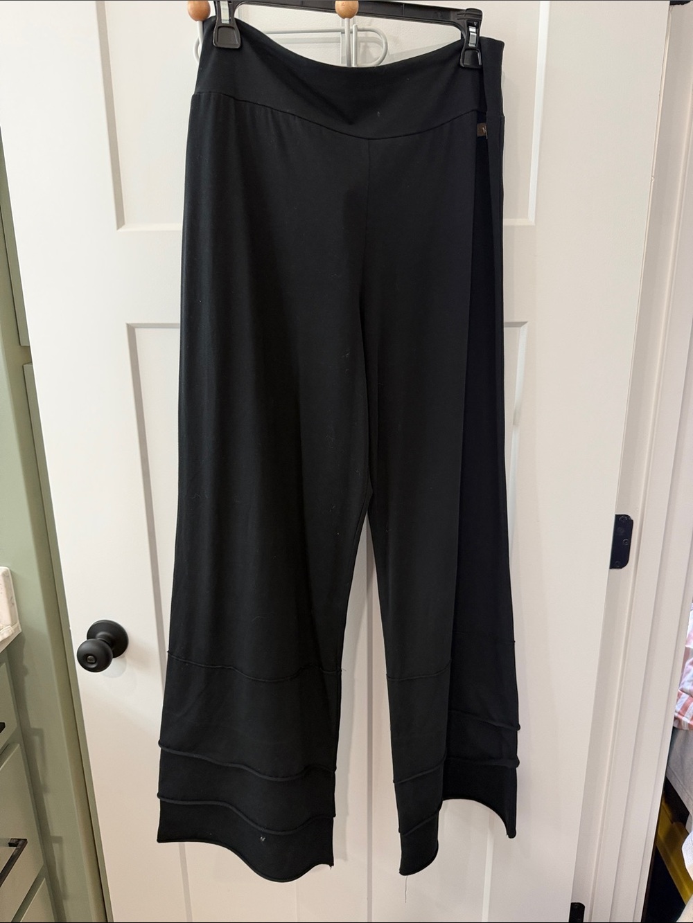 Matilda Jane Women’s Black Wide-Leg Ponte Pants